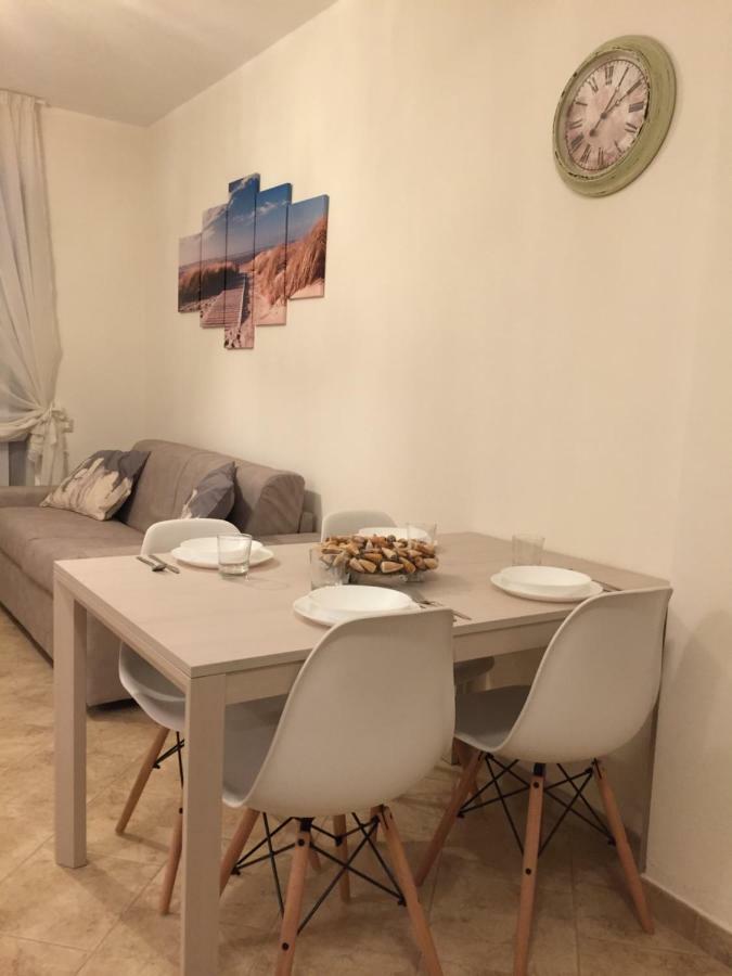 サンタ・テレーザ・ガッルーラRenabianca Houseアパートメント エクステリア 写真